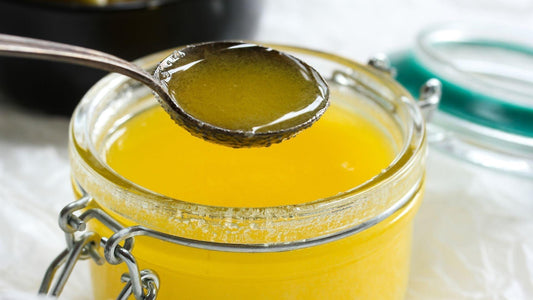 Discover the Purity of A2 Cow Desi Ghee: The Magic of the Bilona Method - Chaukdi